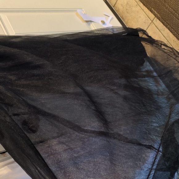 NWT Floerns Black Maxi Dress - Plunging Neckline - Flowing Silhouette - Sexy - - Picture 3 of 12